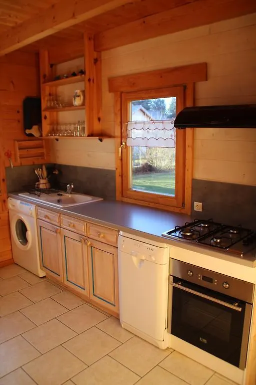 Dom wakacyjny Chalets De Combebelle Saint-Leger-les-Melezes
